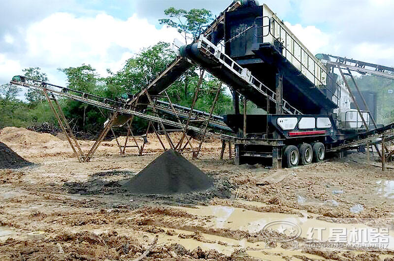 移动式煤矸石破碎现场