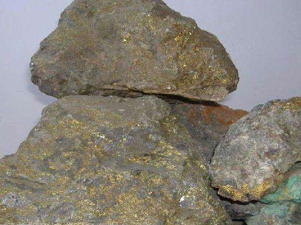 镍矿选矿该用哪些设备？